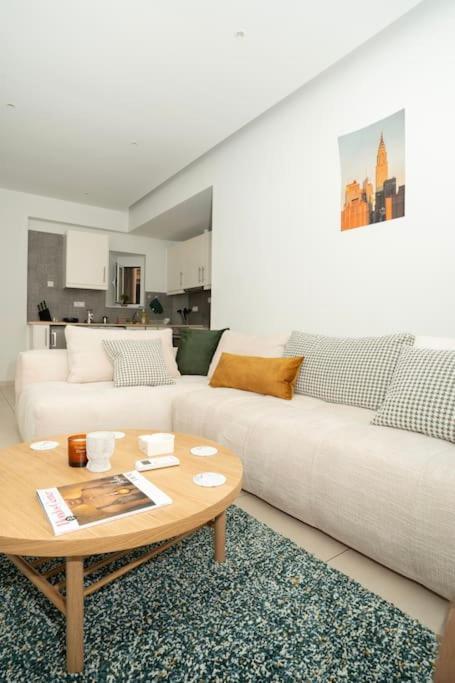 Homey Renovated 1 Bedroom Apartment In Kesariani Atény Exteriér fotografie