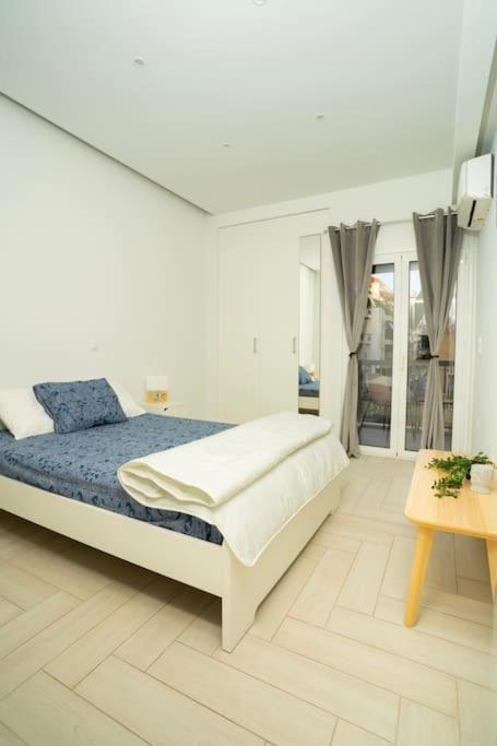 Homey Renovated 1 Bedroom Apartment In Kesariani Atény Exteriér fotografie