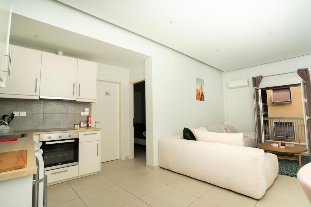 Homey Renovated 1 Bedroom Apartment In Kesariani Atény Exteriér fotografie